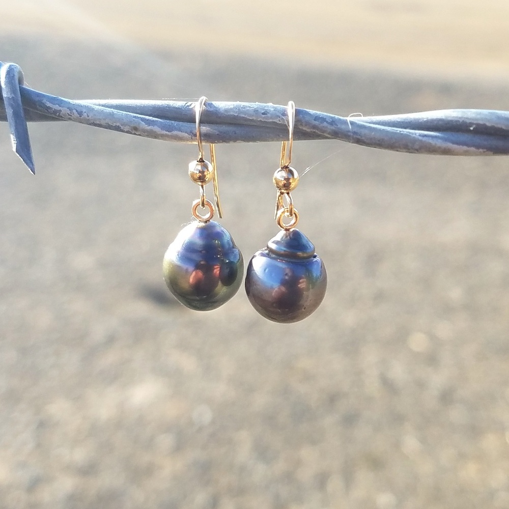 Tahitian pearl drop earrings